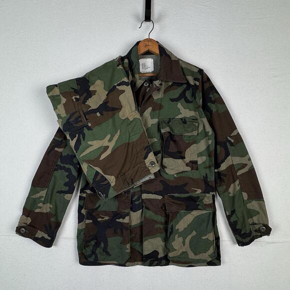 Military Woodland Camo 2 Piece Combat Shirt Jacket Cargo Pants Men Small Long - Picture 1 of 9